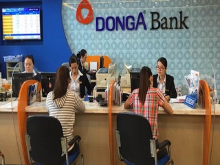 Thế khó của DongABank
